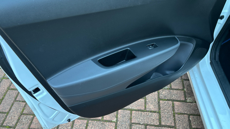 Hyundai i10 1.0 Play 5dr Petrol Hatchback